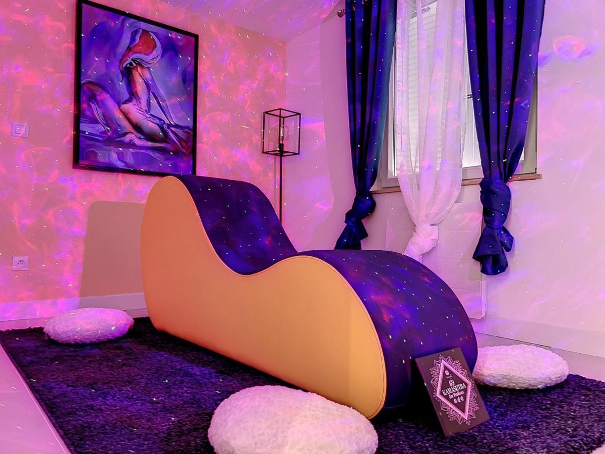 Loveroom - Au Loge *